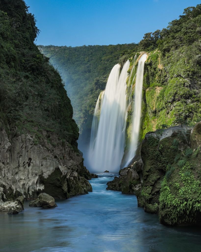 Explore the stunning Tamul Waterfall in Tamasopo, a breathtaking natural wonder in Mexico's scenic landscape.